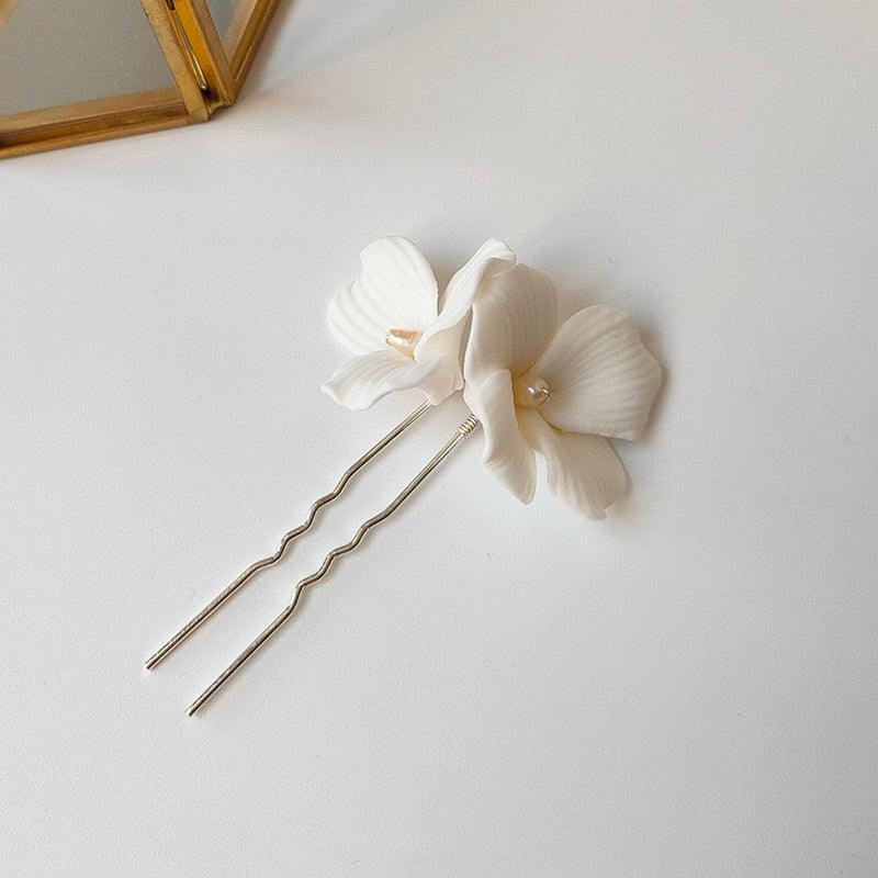 Grampo Essência com 2 flores - Grinalda Store