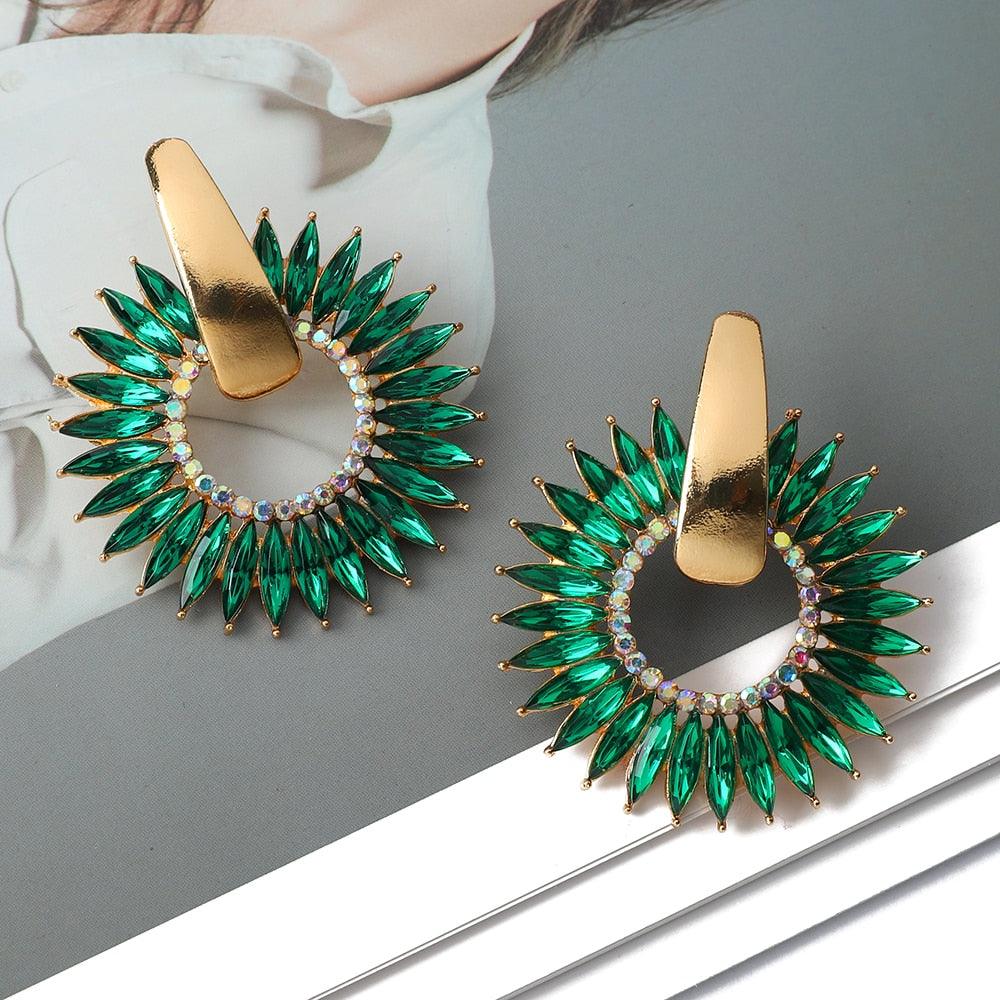 Brinco Charme Estiloso com Pedraria - Grinalda Store