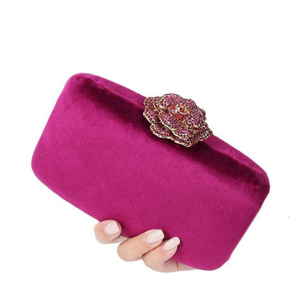 Clutch com Fecho de Flor - Grinalda Store